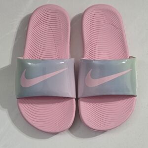 Nike Little Girls Pink Iridescent Shimmer Comfy Kawa Slide Sandals Size 1 NEW